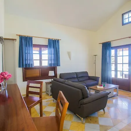 Villa Hyde Playa *